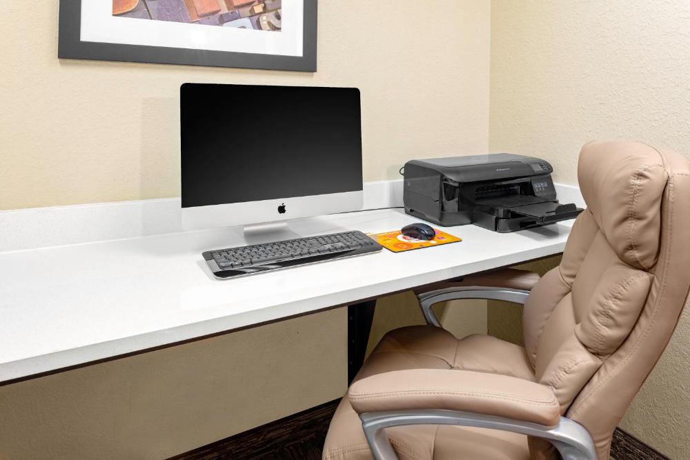 Candlewood Suites Warner Robins by IHG